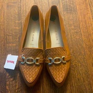 Brand New Anne Klein iflex flats